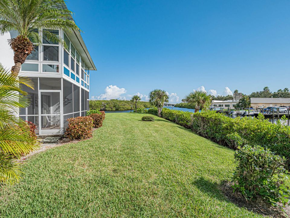 В аренду: $5,000 (2 спален, 2 ванн, 1000 Квадратных фут)