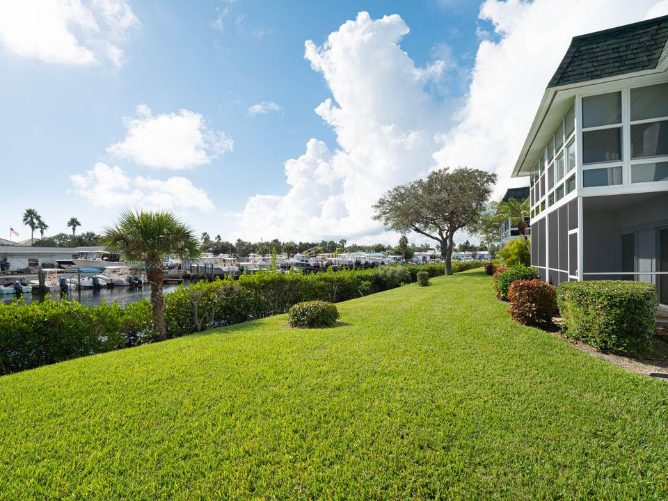 В аренду: $5,000 (2 спален, 2 ванн, 1000 Квадратных фут)