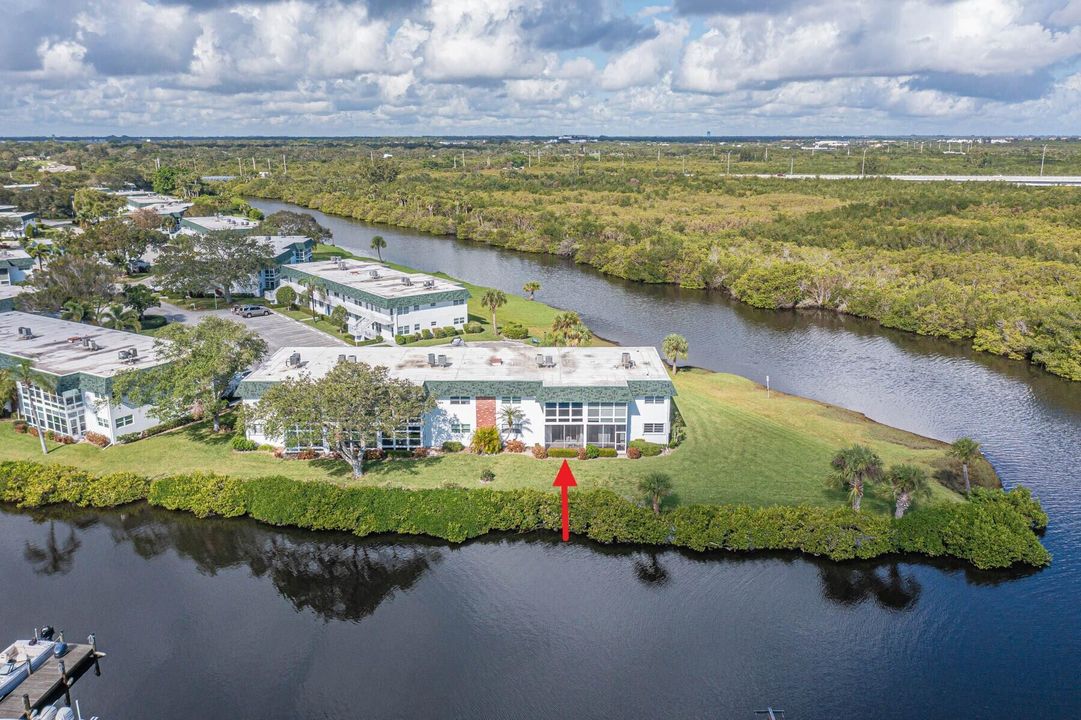 В аренду: $5,000 (2 спален, 2 ванн, 1000 Квадратных фут)