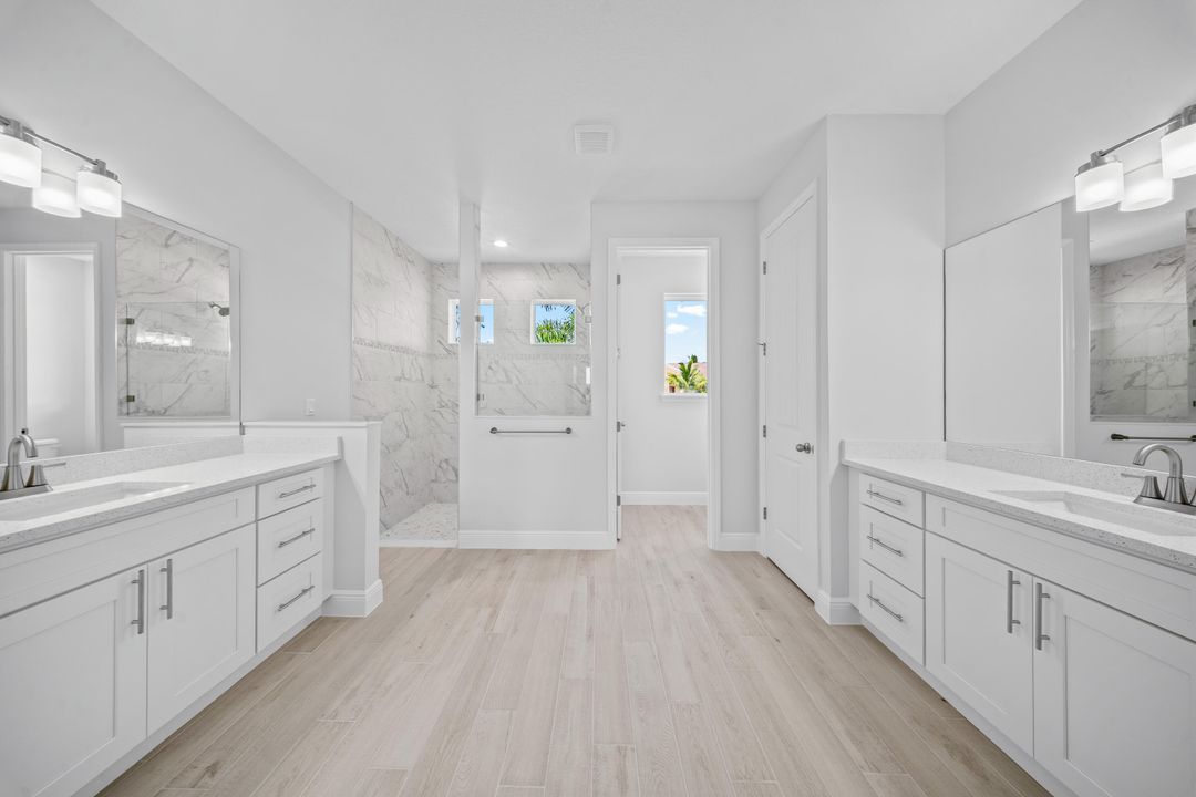 For Sale: $499,900 (4 beds, 2 baths, 2061 Square Feet)