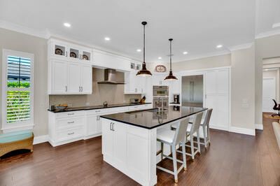 Active With Contract: $1,635,000 (3 beds, 3 baths, 2563 Square Feet)