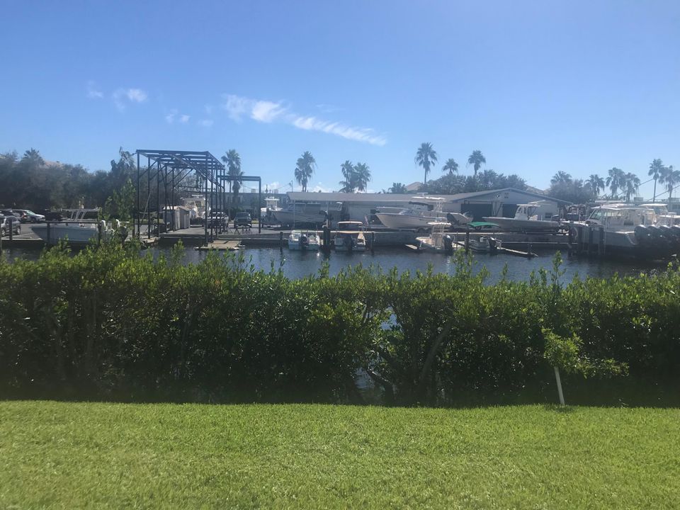 В аренду: $5,000 (2 спален, 2 ванн, 1000 Квадратных фут)