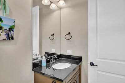 Active With Contract: $1,635,000 (3 beds, 3 baths, 2563 Square Feet)