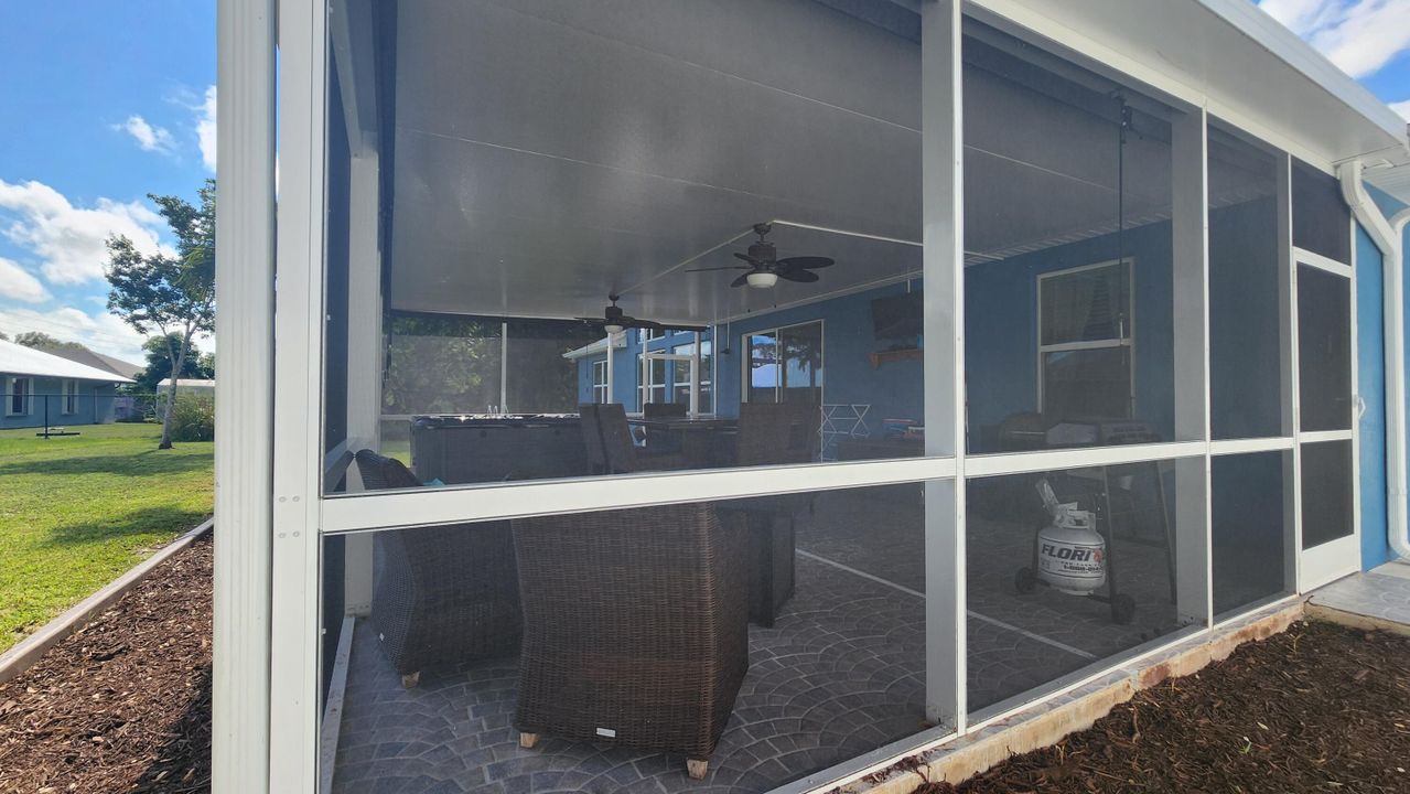 For Sale: $574,000 (4 beds, 3 baths, 2725 Square Feet)