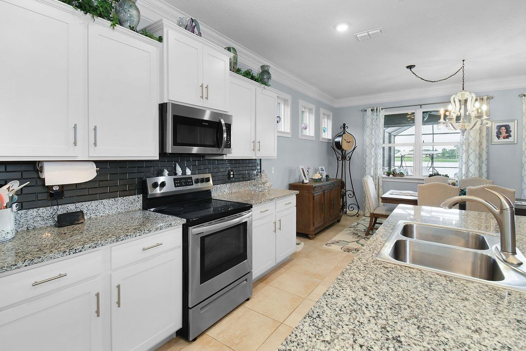 Active With Contract: $499,000 (4 beds, 2 baths, 2034 Square Feet)