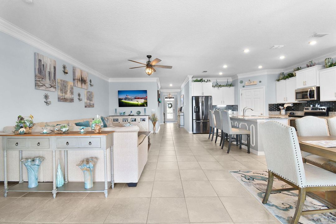 Active With Contract: $499,000 (4 beds, 2 baths, 2034 Square Feet)