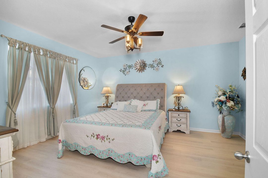 Active With Contract: $499,000 (4 beds, 2 baths, 2034 Square Feet)