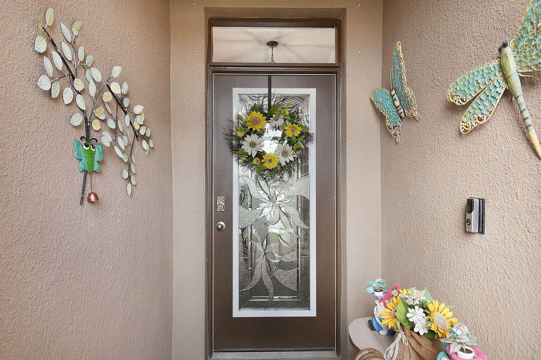 Active With Contract: $499,000 (4 beds, 2 baths, 2034 Square Feet)