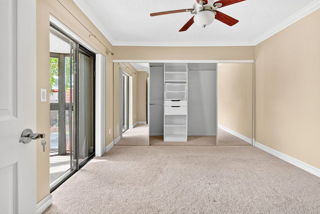 Active With Contract: $325,000 (3 beds, 2 baths, 1514 Square Feet)