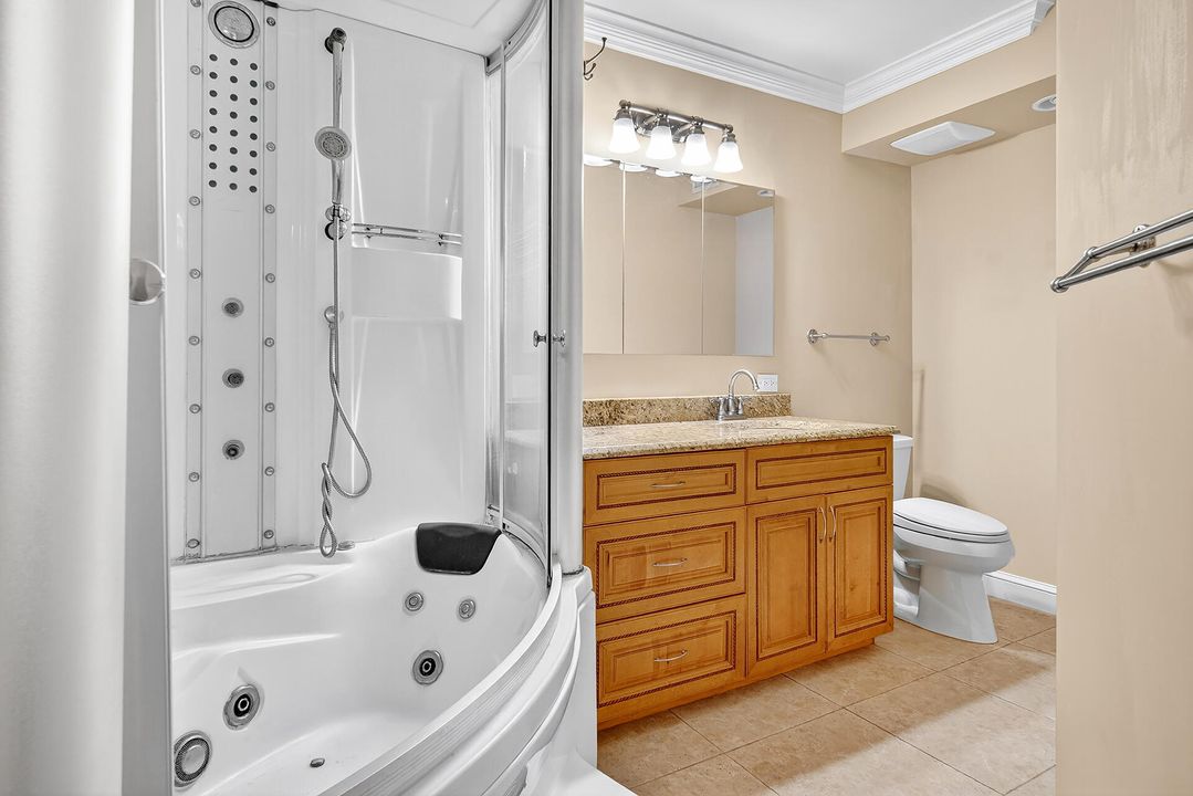 Active With Contract: $325,000 (3 beds, 2 baths, 1514 Square Feet)