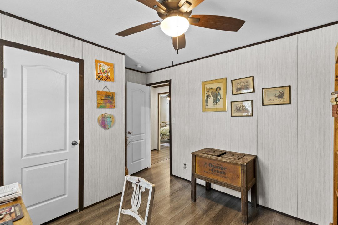 En Venta: $349,500 (4 camas, 2 baños, 1796 Pies cuadrados)