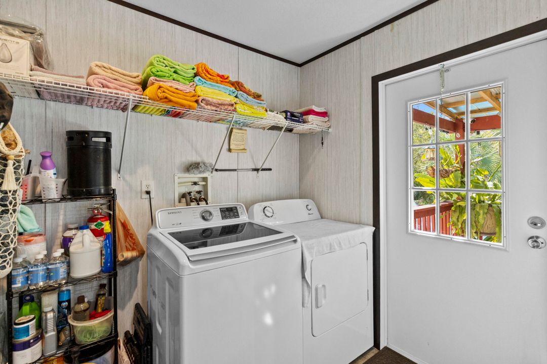 En Venta: $349,500 (4 camas, 2 baños, 1796 Pies cuadrados)