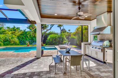 Active With Contract: $1,635,000 (3 beds, 3 baths, 2563 Square Feet)