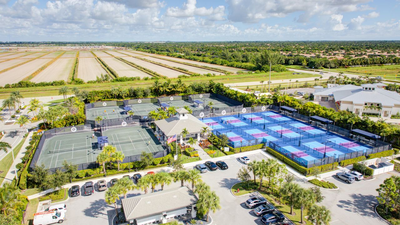 For Sale: $1,199,000 (3 beds, 3 baths, 2166 Square Feet)