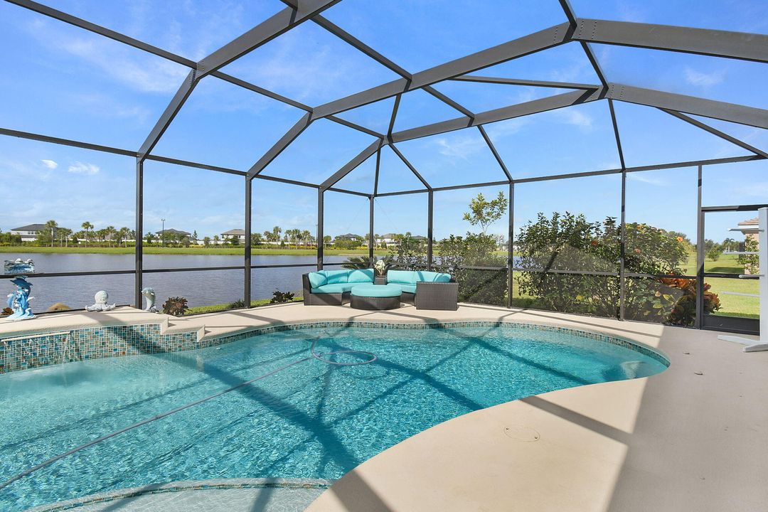 Active With Contract: $499,000 (4 beds, 2 baths, 2034 Square Feet)