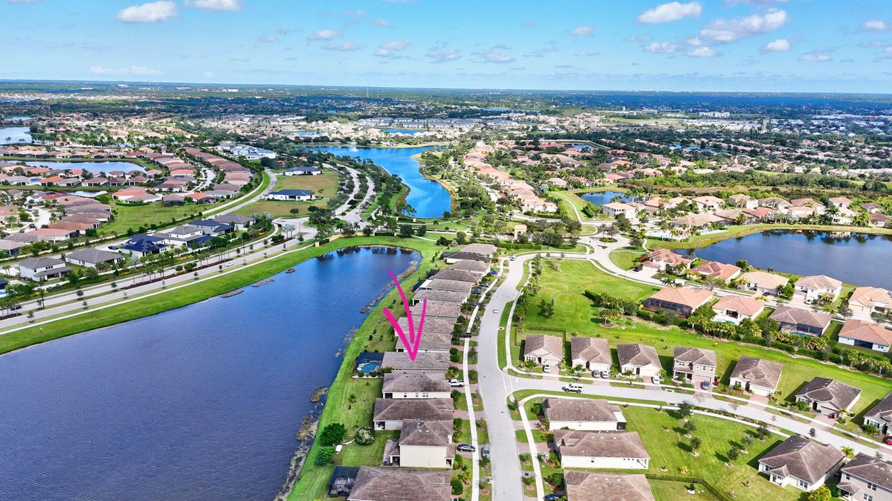 Active With Contract: $499,000 (4 beds, 2 baths, 2034 Square Feet)