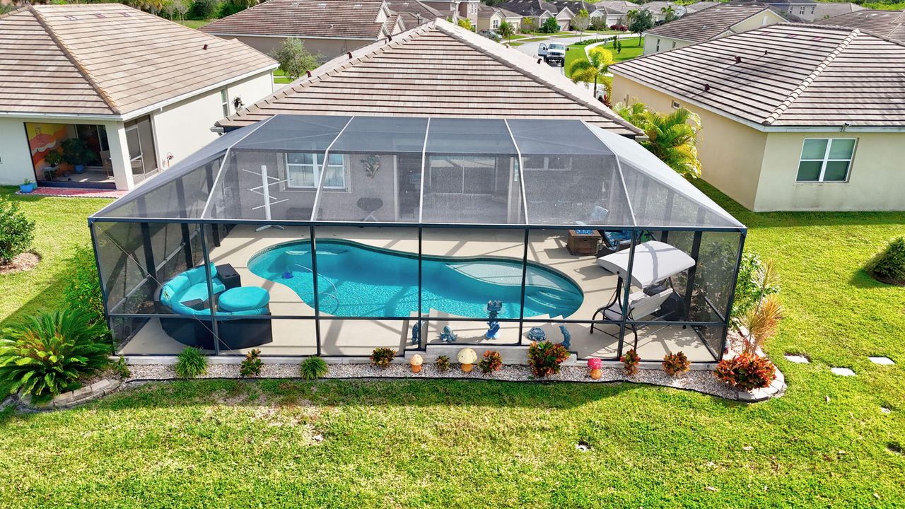 Active With Contract: $499,000 (4 beds, 2 baths, 2034 Square Feet)