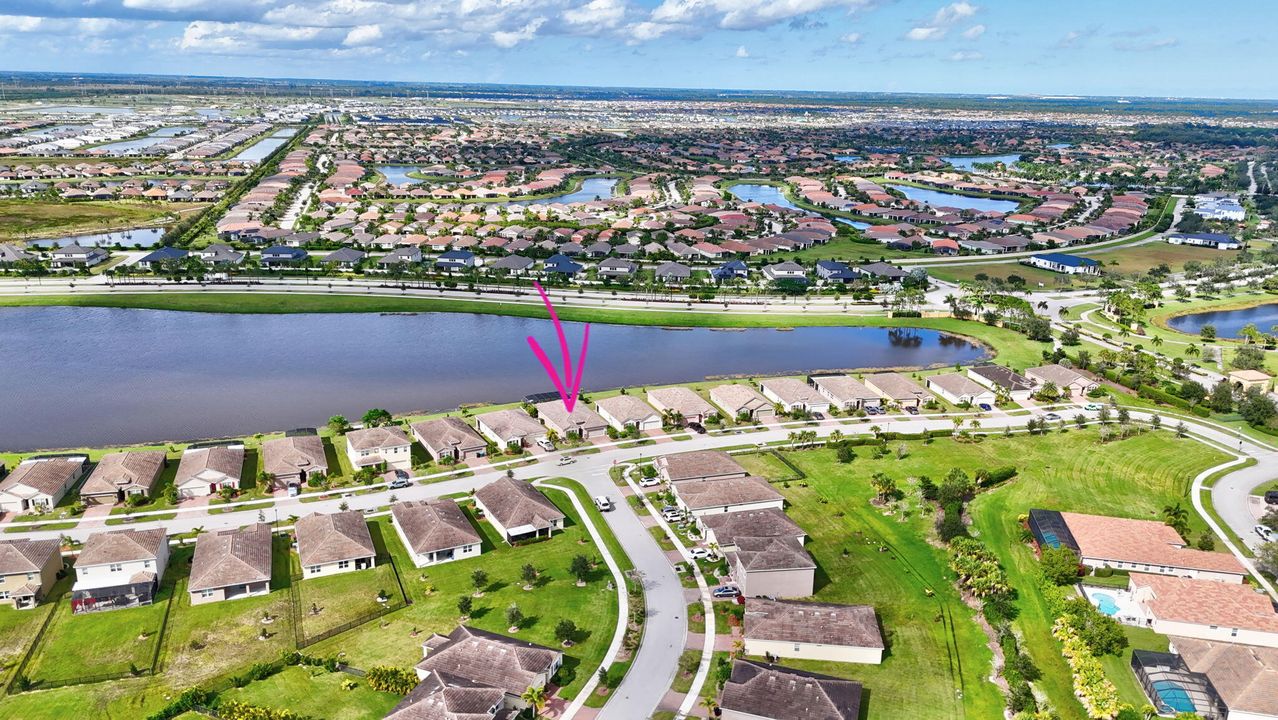 Active With Contract: $499,000 (4 beds, 2 baths, 2034 Square Feet)