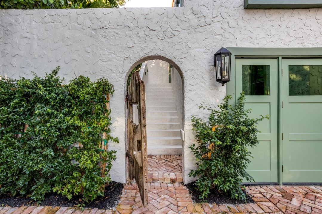 En Venta: $3,495,000 (3 camas, 3 baños, 2499 Pies cuadrados)