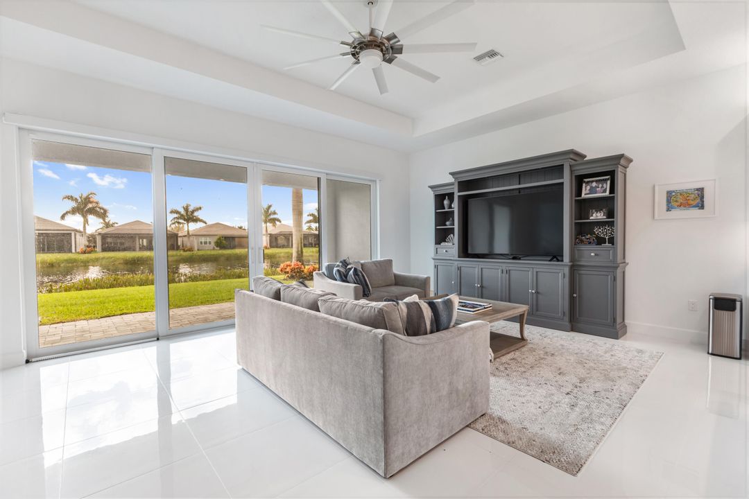 For Sale: $1,199,000 (3 beds, 3 baths, 2166 Square Feet)