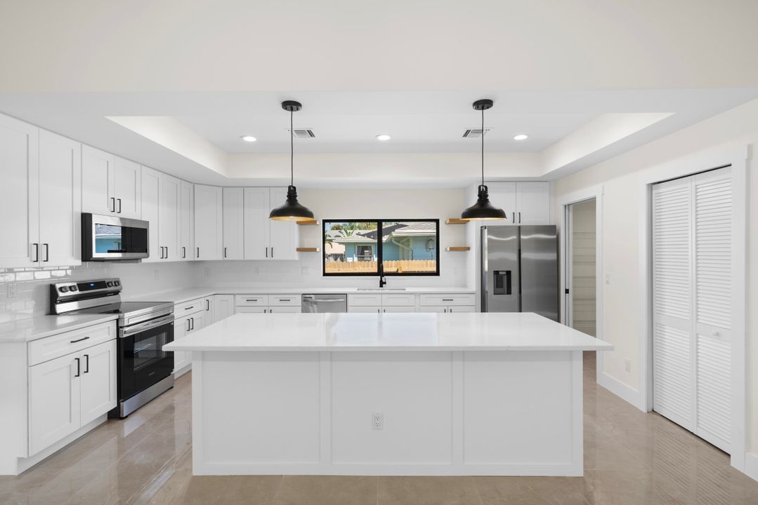 For Sale: $490,000 (4 beds, 3 baths, 2246 Square Feet)