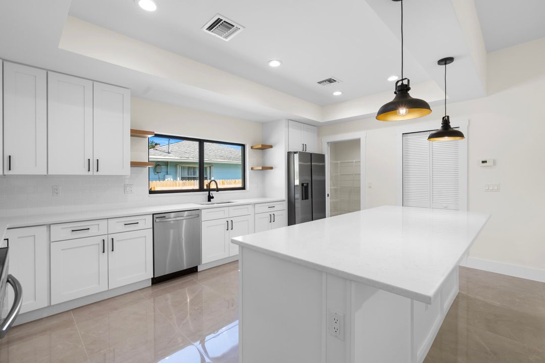 For Sale: $490,000 (4 beds, 3 baths, 2246 Square Feet)