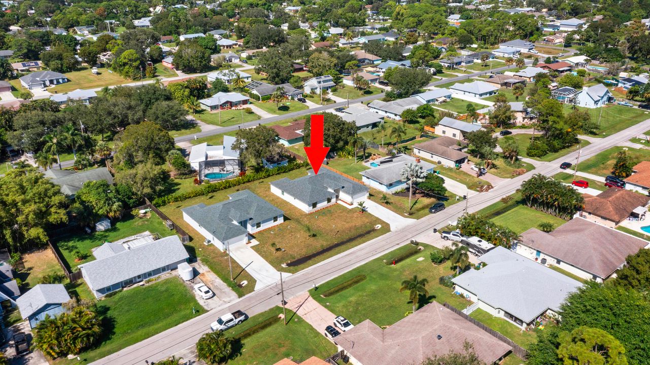 For Sale: $490,000 (4 beds, 3 baths, 2246 Square Feet)