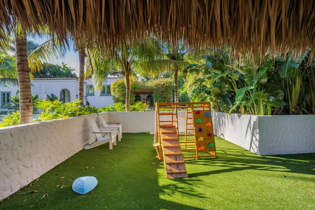 En Venta: $3,495,000 (3 camas, 3 baños, 2499 Pies cuadrados)