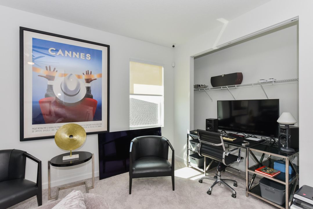 For Rent: $9,500 (5 beds, 4 baths, 4083 Square Feet)