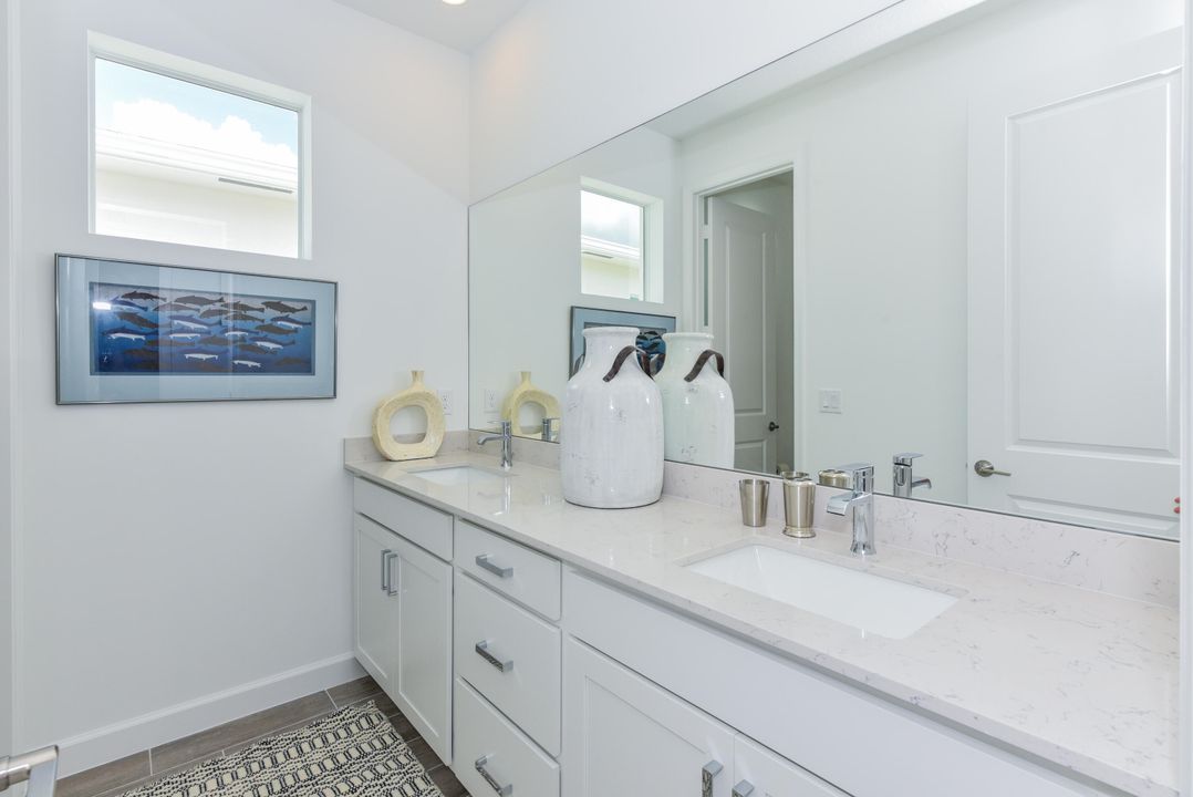 For Rent: $9,500 (5 beds, 4 baths, 4083 Square Feet)