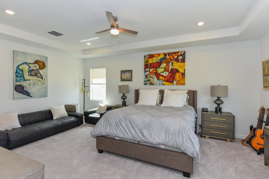 For Rent: $9,500 (5 beds, 4 baths, 4083 Square Feet)