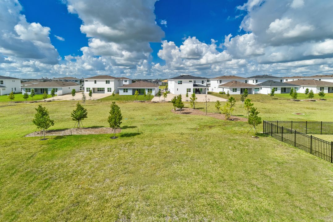 For Rent: $9,500 (5 beds, 4 baths, 4083 Square Feet)