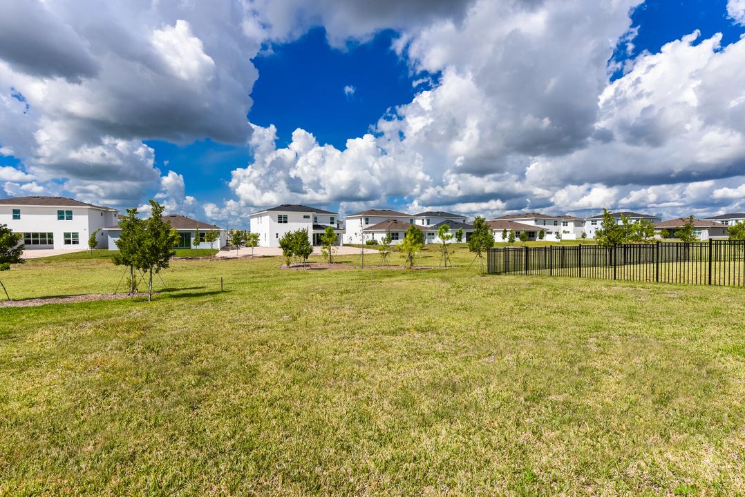 For Rent: $9,500 (5 beds, 4 baths, 4083 Square Feet)