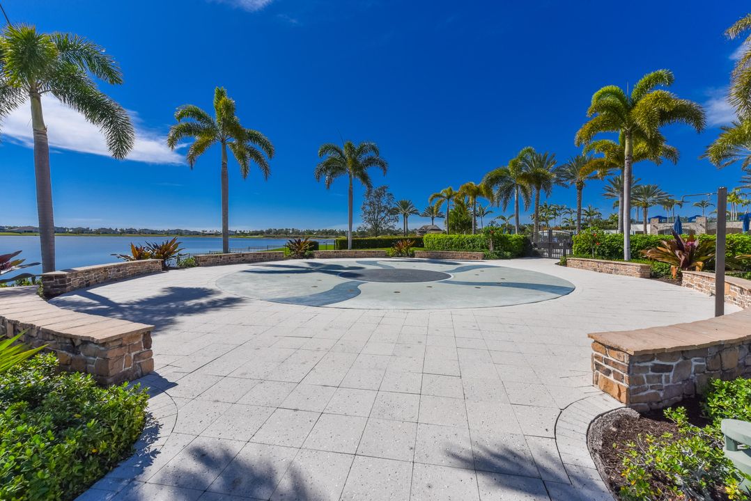 For Rent: $9,500 (5 beds, 4 baths, 4083 Square Feet)