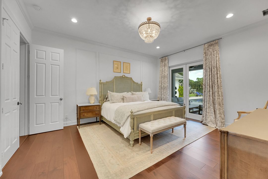 For Sale: $3,550,000 (6 beds, 5 baths, 4507 Square Feet)