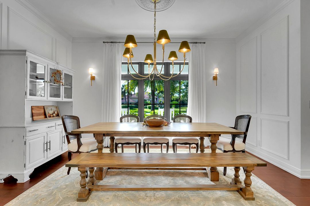 For Sale: $3,550,000 (6 beds, 5 baths, 4507 Square Feet)