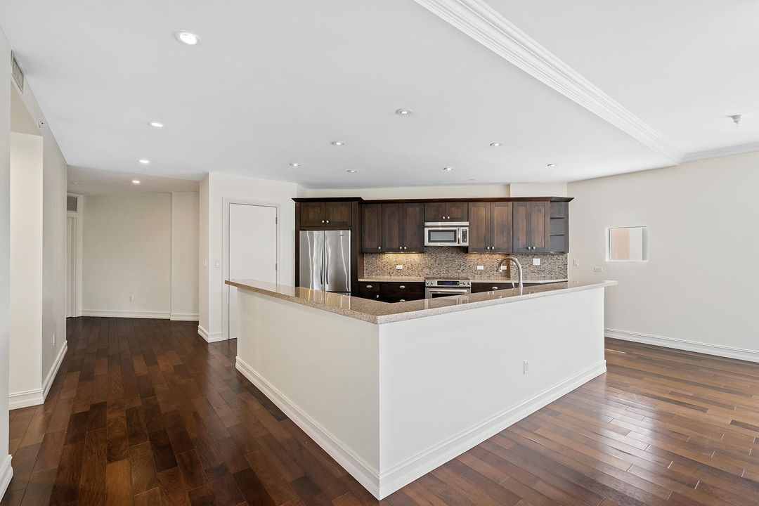 For Sale: $1,200,000 (3 beds, 3 baths, 2525 Square Feet)