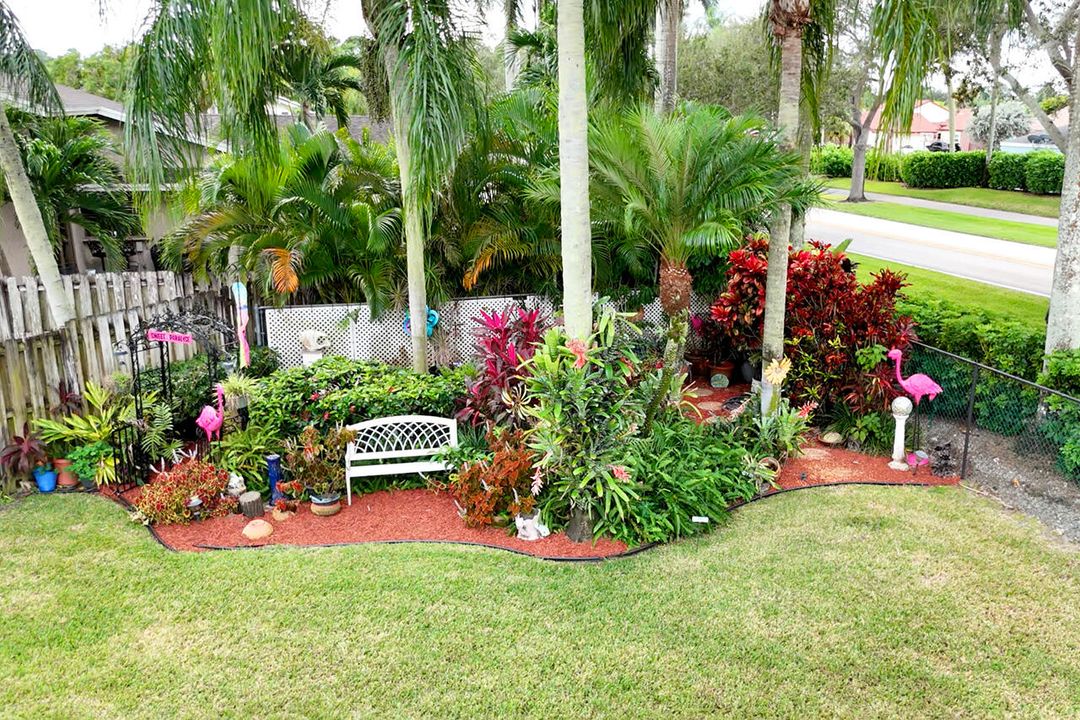 For Sale: $835,000 (4 beds, 2 baths, 1944 Square Feet)