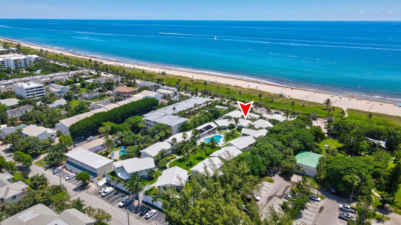 В аренду: $12,000 (2 спален, 2 ванн, 1084 Квадратных фут)