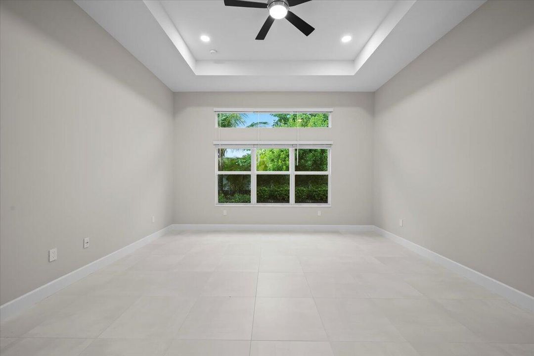 待售: $1,600,000 (3 贝兹, 3 浴室, 2825 平方英尺)