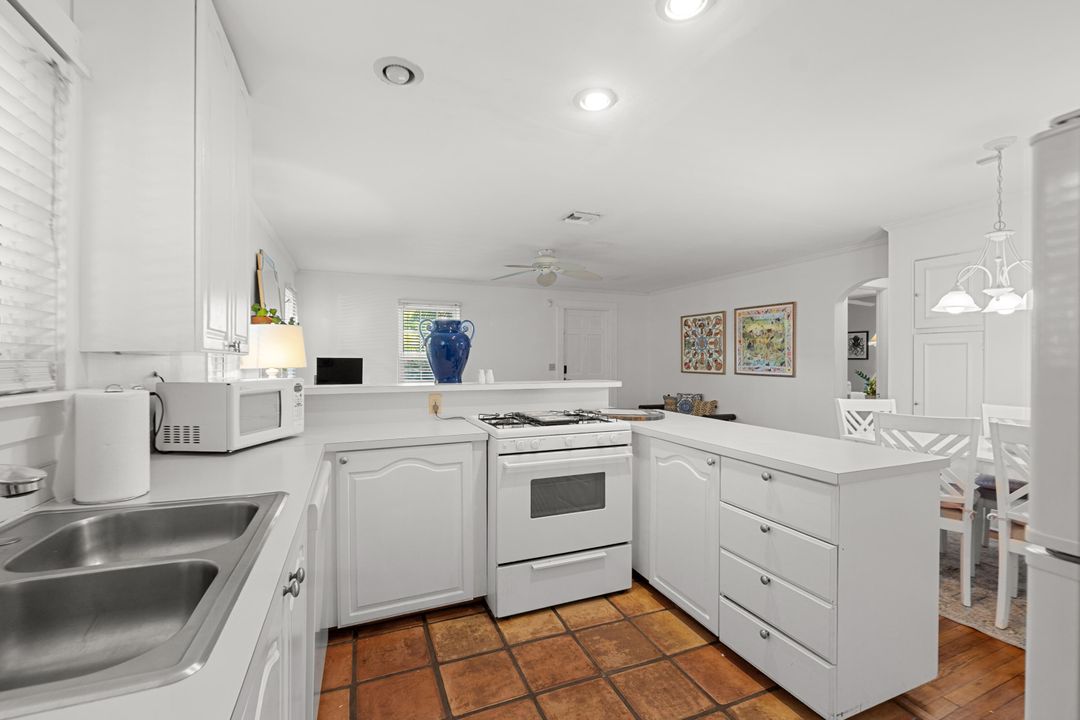 For Sale: $6,250,000 (0 beds, 0 baths, 7784 Square Feet)