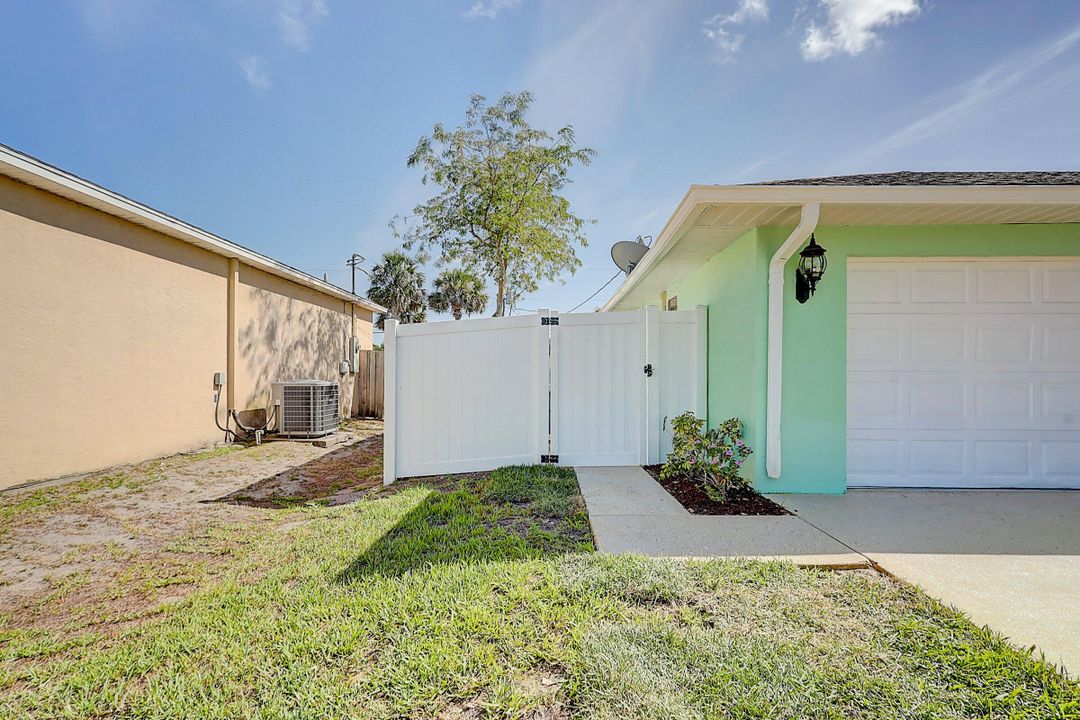 For Rent: $4,000 (3 beds, 2 baths, 1951 Square Feet)