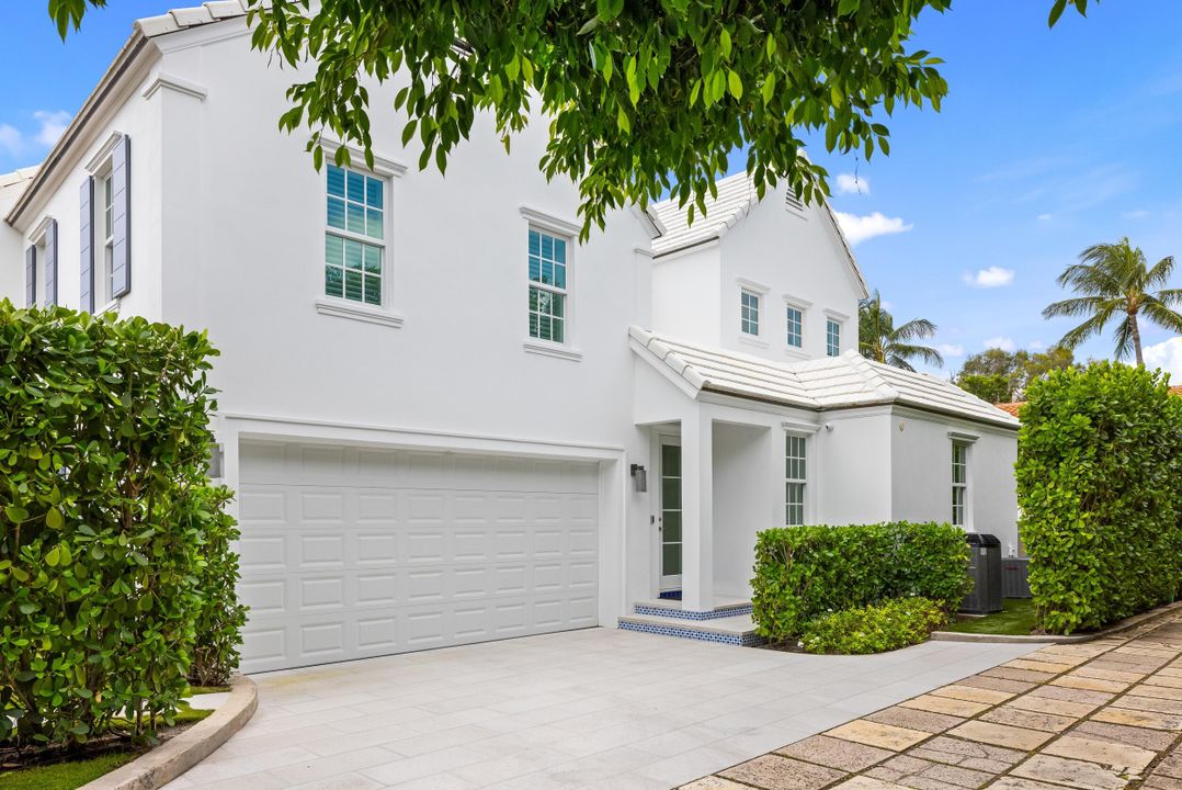 For Sale: $24,500,000 (5 beds, 5 baths, 6308 Square Feet)