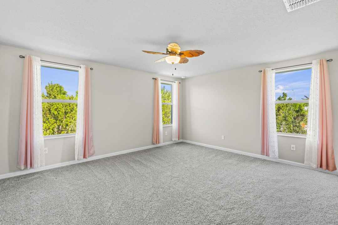 待售: $459,900 (3 贝兹, 2 浴室, 1804 平方英尺)