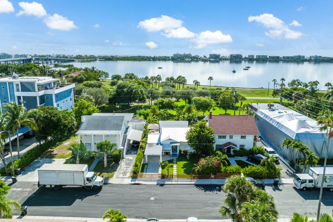 Activo con contrato: $625,000 (2 camas, 2 baños, 1209 Pies cuadrados)