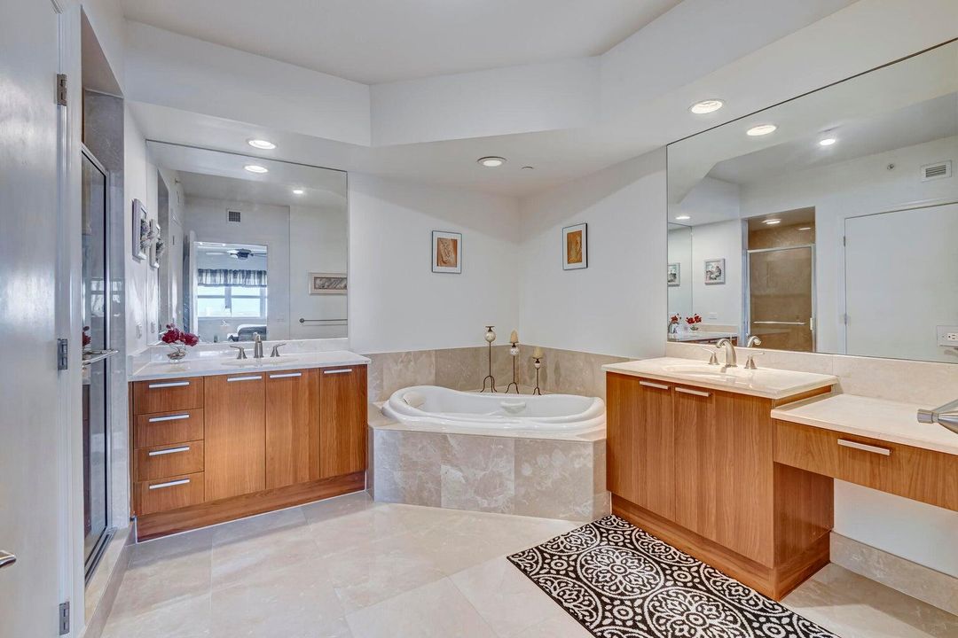 For Sale: $599,000 (2 beds, 2 baths, 1580 Square Feet)