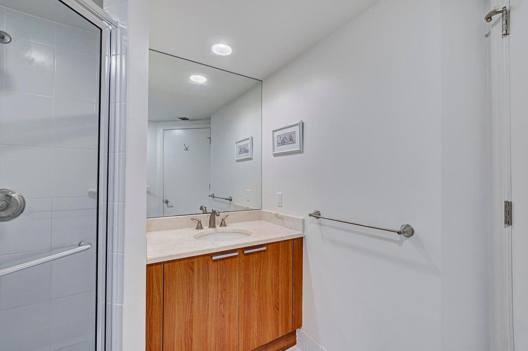For Sale: $599,000 (2 beds, 2 baths, 1580 Square Feet)
