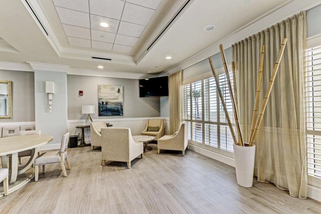 For Sale: $599,000 (2 beds, 2 baths, 1580 Square Feet)