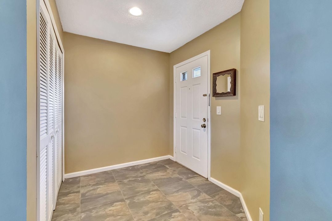 待售: $270,000 (3 贝兹, 2 浴室, 1335 平方英尺)