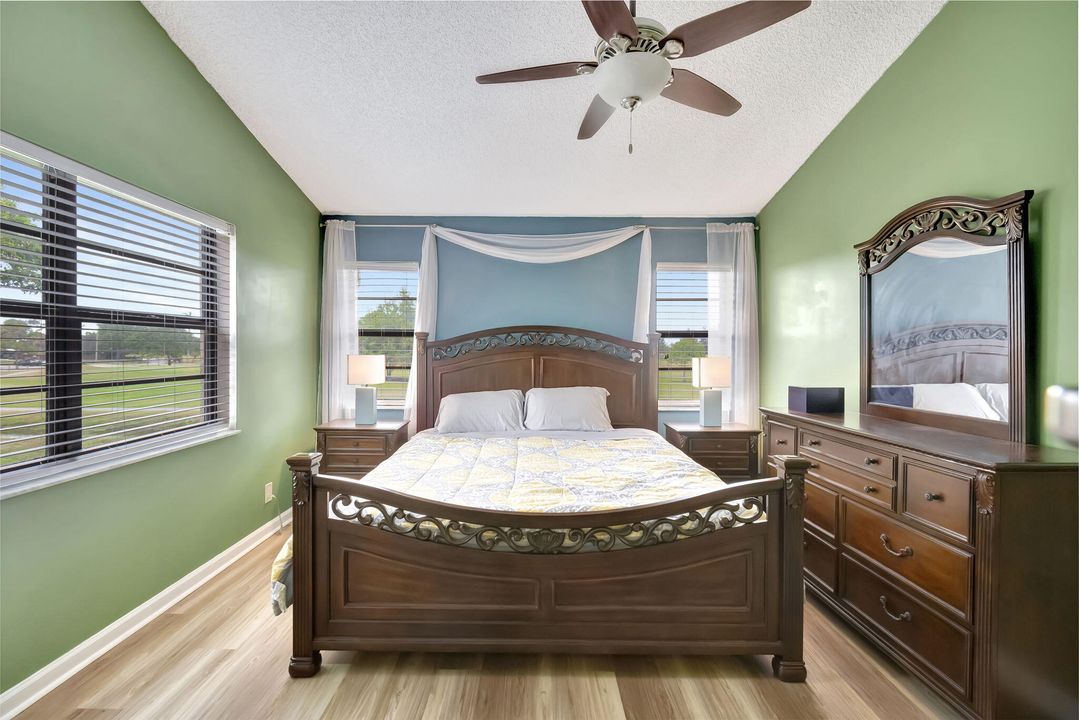 待售: $270,000 (3 贝兹, 2 浴室, 1335 平方英尺)